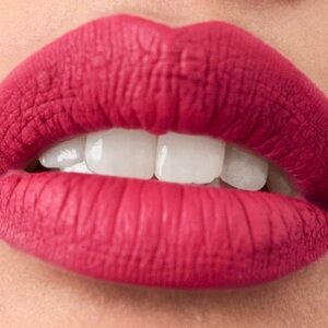 Meet your Posher Violet